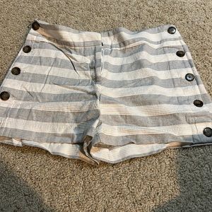 Loft 4P shorts